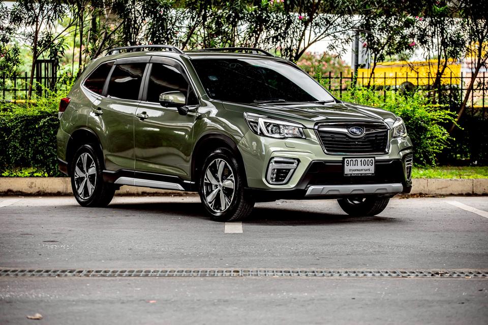 Subaru Forester 2.0S EYESIGHT ปี 2019 สีเขียว มือเดียวป้ายแดง