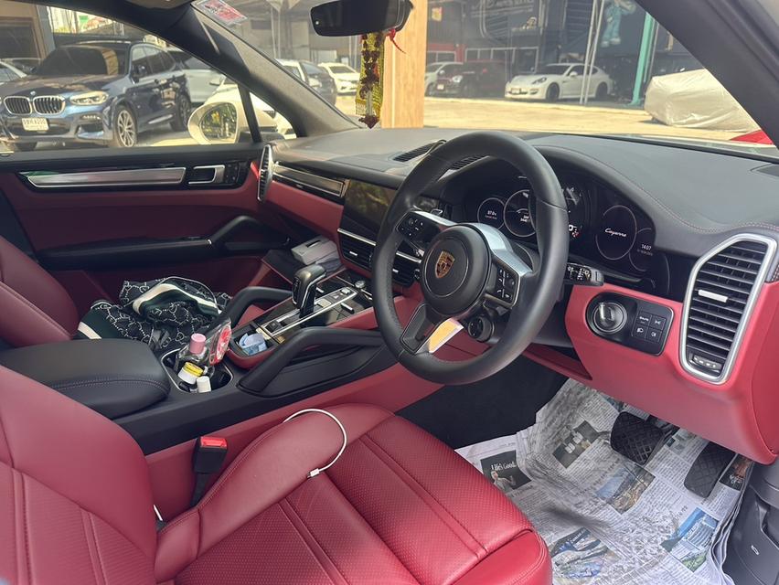 Porsche Cayenne 3.0 E-hybrid ปี 2023 สีพิเศษ crayon รถออก AAS ใช้งานน้อยมาก รูปที่ 9