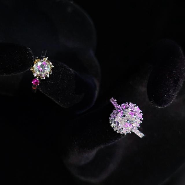 เพชรมีคุณภาพมากที่สุด ต้องปุอามี่ พระราม2 เท่านั้น สนใจสั่งซื้อได้เลย 5