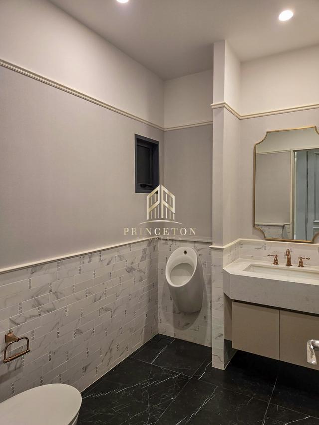 NARASIRI Krungthep Kreetha Super Luxury Residence on a Prime Location 10