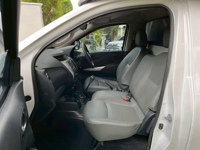 NISSAN NAVARA CAB รุ่น SL เครื่อง2.5cc. เกียร์ธรรมดา ปี 2021 9