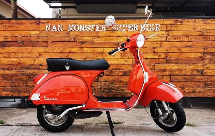 Vespa PX 125 สีส้ม 4