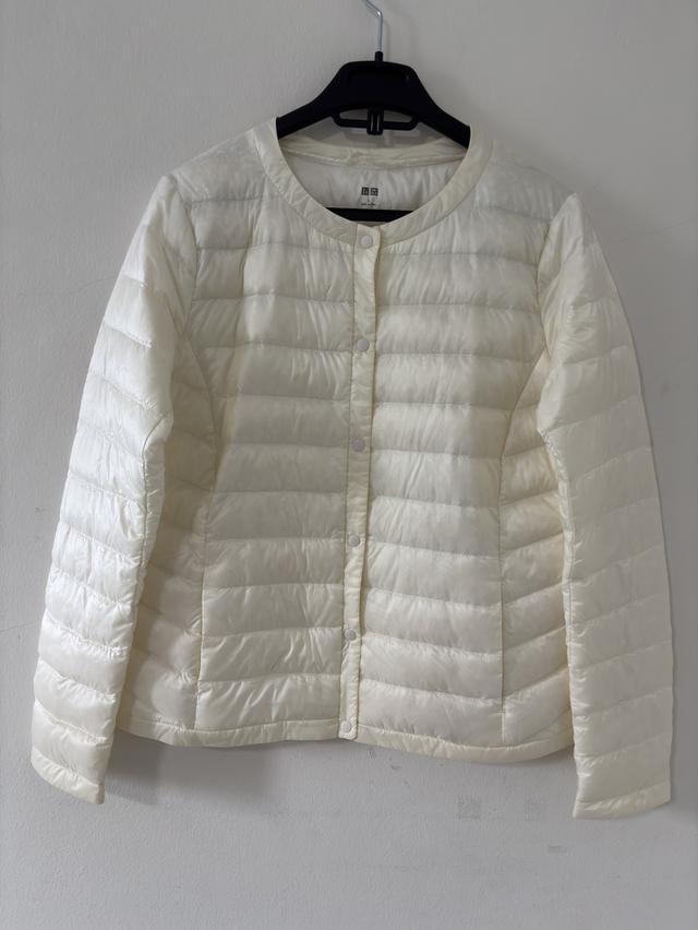 เสื้อแจ็คเก็ตดาวน์น้ำหนักเบา UNIQLO รุ่น 211-146388 Size L400฿วัสดุ】ไนลอน 100%, ขนเป็ด 90%, ขนนก 10%