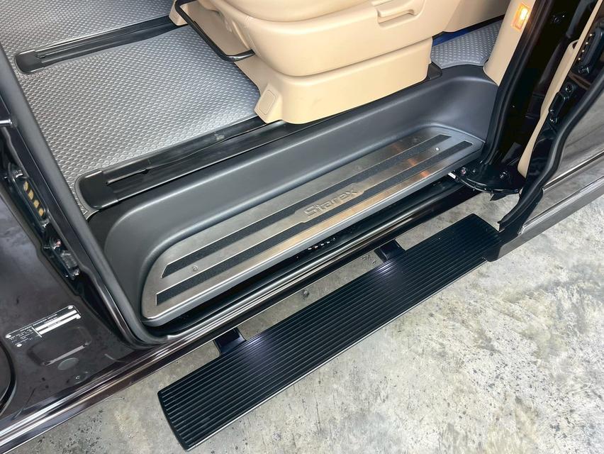 ปี 2020 HYUNDAI H1, DELUXE รถมือเดียว ซื้อสดมา 14