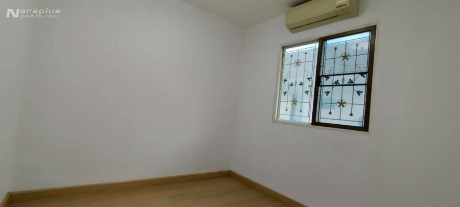 68111098 : ขายทาวน์เฮ้าส์ 2 ชั้น แนวรถไฟฟ้าสายสีแดง โครงการพฤกษาวิลล์ 40 ดอนเมือง-โลคัลโรด ถนนกำแพงเพชร 6 (โลคัลโรด) ต.หลักหก ใกล้ ม.รังสิต ปทุมธานี ร 10