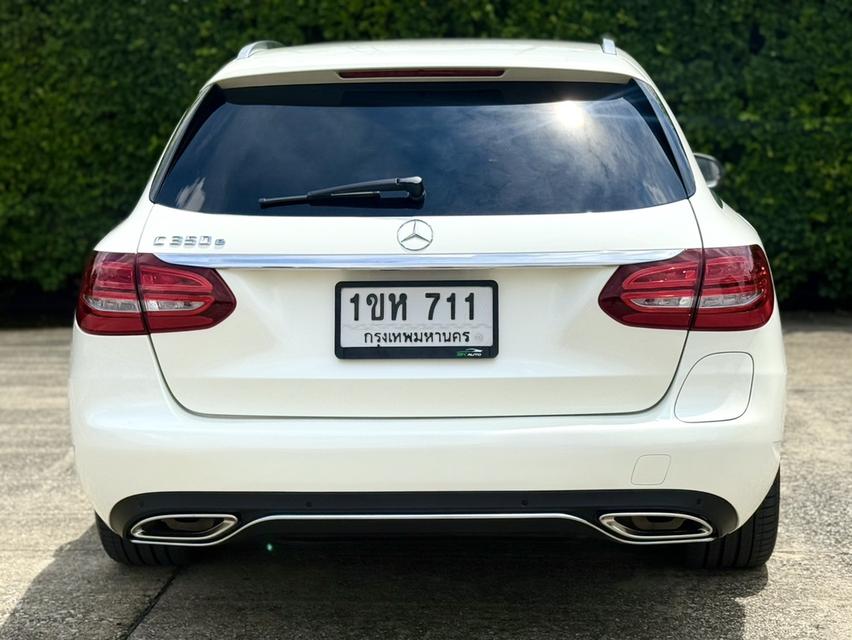 Benz C350e Estate AMG 2016 สีขาว 11
