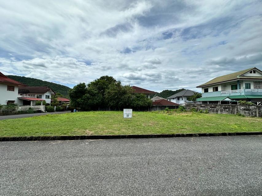 ขายที่ดินถมแล้ว ในหมู่บ้านสหกรณ์ไทยออยล์ 2 แปลง 204 ตร.วา แปลงใหญ่ ติดถนนสายหลัก ศรีราชา ชลบุรี 1