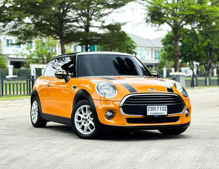 รหัสรถ AVA7132 ⏰ MINi Cooper RHD F56 2017