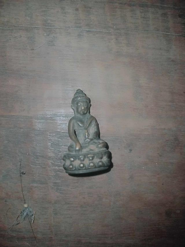 รูปหล่พระกิ่งสภาพสวยเก่าไม่ได้ผ่านการใช้งานไม่ทราบที่