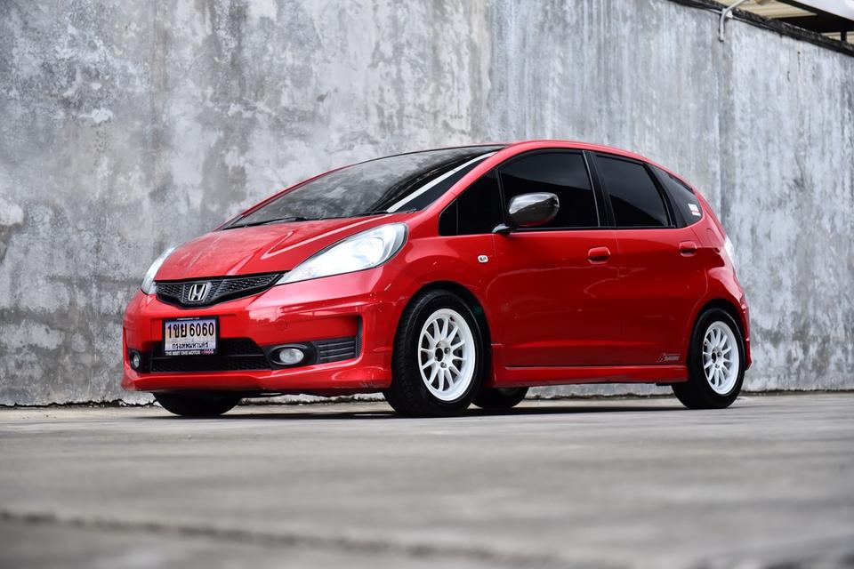 2013 แท้ HONDA JAZZ GE 1.5 S AT MINORCHANGE ทะเบียนคืน