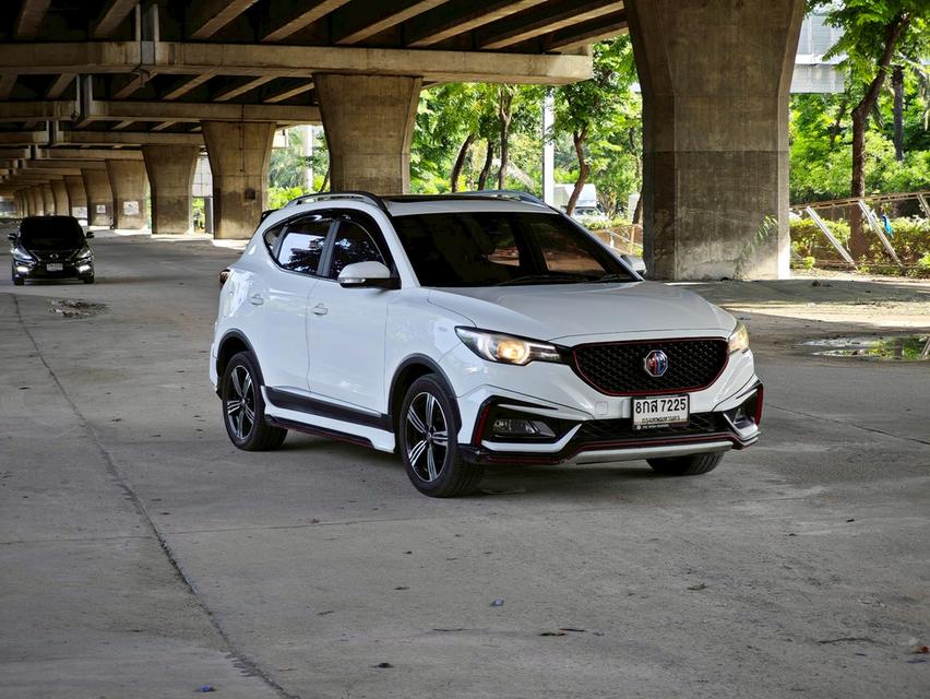 ขายรถ MG ZS 1.5X sunroof ปี 2019 สีขาว เกียร์ออโต้