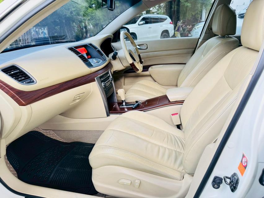#NISSAN  TEANA 2.5V ปี 2010 8