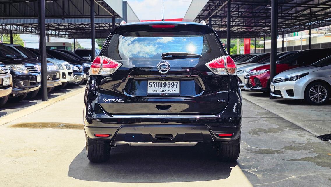 ขายรถ nissan X-Trail 2.5V 4WD ปี 2015 สีดำ เกียร์ออโต้ รูปที่ 6