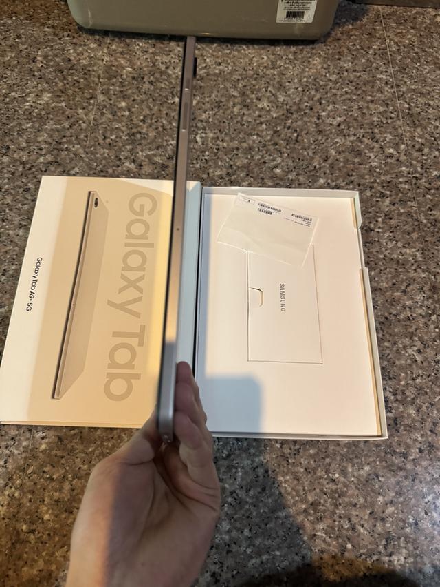 ขายๆๆๆถูกSamsungTabA9Plus5GสีหายากSilver LTEใส่ซิมได้ ( ตัวนี้สเปค128/8 ) คับมีกล่องอีมี่ตรงสูนTrueสภาพสวยการใช้งานดีเยี่ยมทุกๆฟังชั่นเครื่องรีสโตได้ต 6