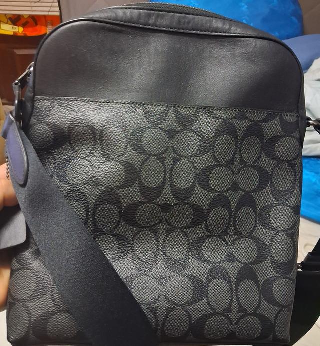 กระเป๋าสะพายข้างผู้ชาย Coach รุ่น Houston Flight Bag (ของแท้) รูปที่ 2