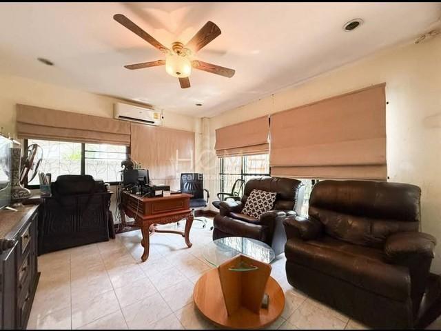 ขายบ้านเดี่ยว 3 ชั้น 465 ตร.ม. 5 ห้องนอน ซอยพหลโยธิน 24 ปากซอยติด BTS สถานี พหลโยธิน24 6