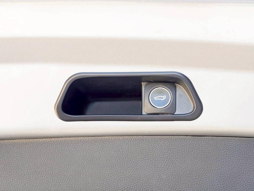 MG ZS EV X SUNROOF ปี 2023 เจ้าของเดียว กุญแจ 2 ดอกครบ ไม่มีอุบัติเหตุ 12