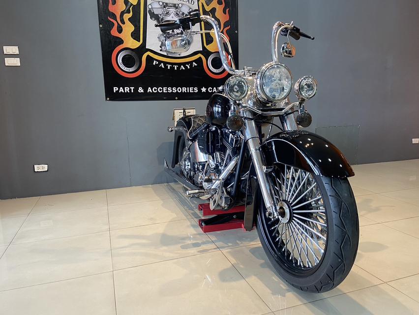 Harley-Davidson Softail Dence Chicano 4