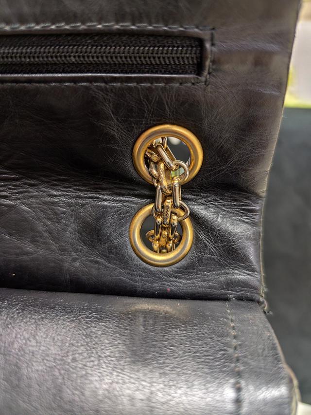 The Legend of Chanel: Chanel 2.55 Reissue Flap Bag (Aged Calfskin) รูปที่ 16