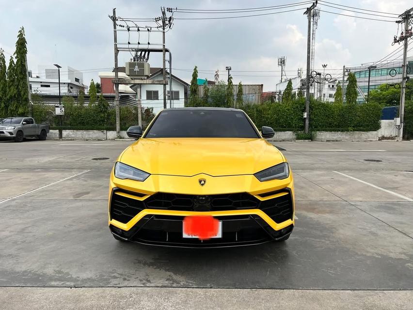 ขายรถ Lamborghini Urus 2022