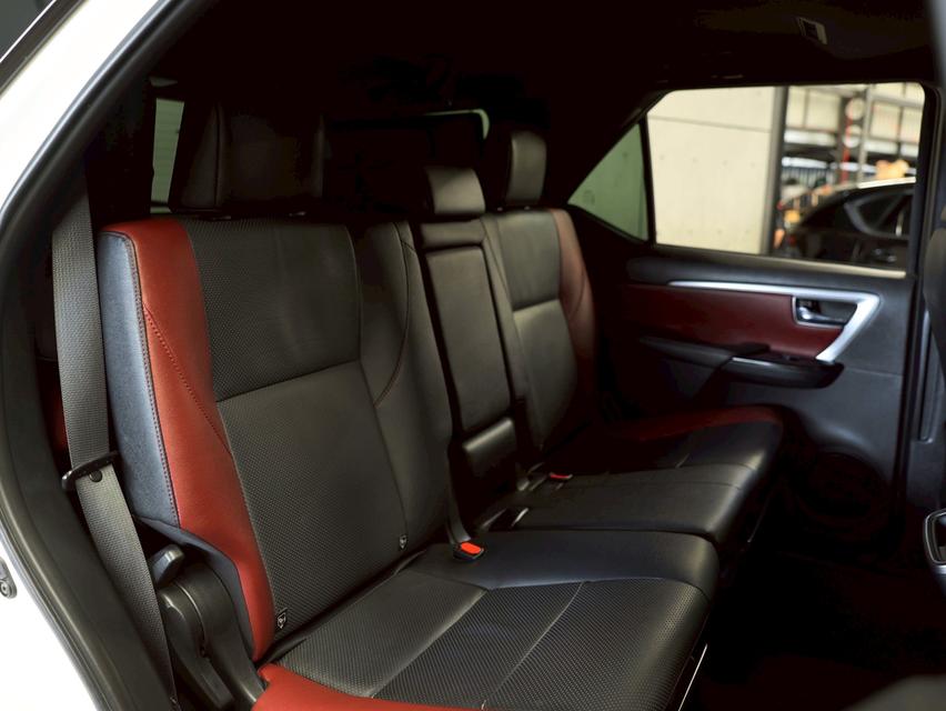 2022 Toyota FORTUNER 2.4 (ปี 15-25) Legender SUV AT รูปที่ 15