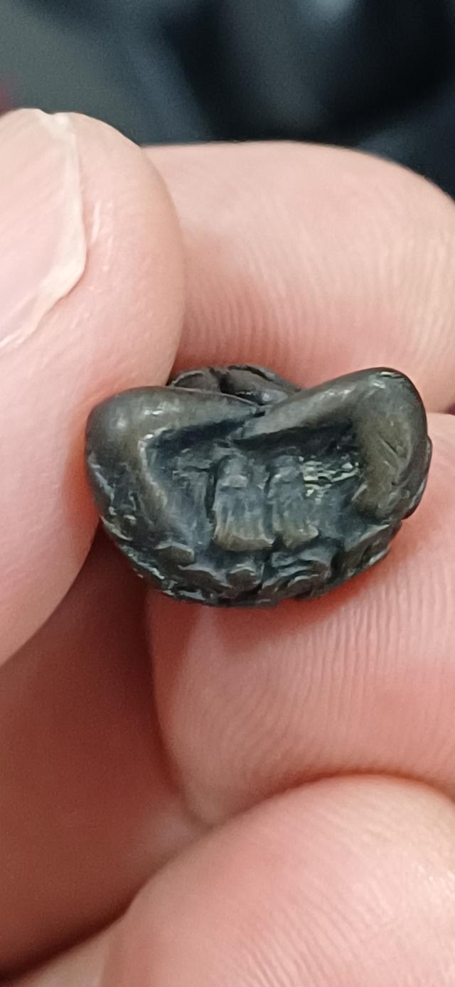 พระปิดตารุ่นแรกยันต์ยุ่งมหาลาโภ หลวงปู่สิม พุทธาจาโร วัดถ้ำผาปล่อง จังหวัดเชียงใหม่ จัดสร้างปีพ.ศ 2517 เนื้อนวะโลหะ รูปที่ 3