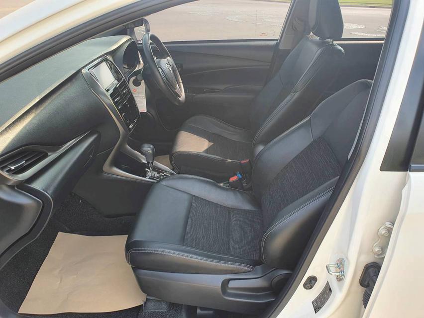 Toyota Yaris Ativ sport 2022 สีขาว รูปที่ 12