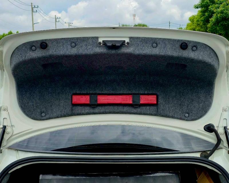 รหัสรถ QT352 🇩🇪 BMW 320D M Sport ดีเซล (E90) ปี 2010 LCI สีขาว 19