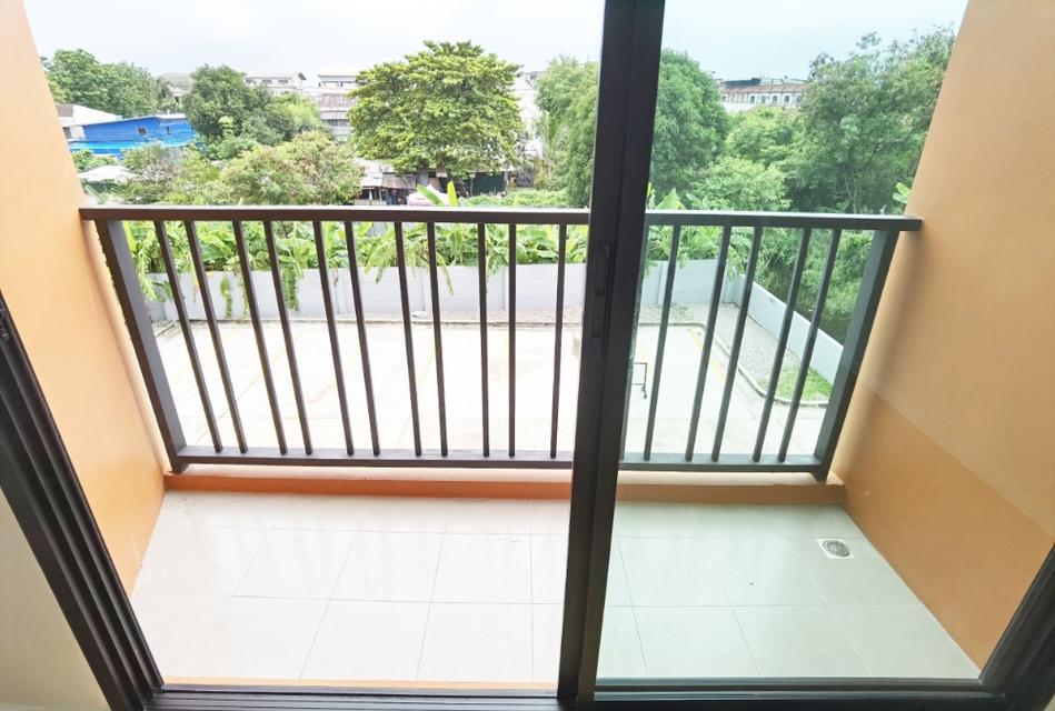 ทาวน์โฮมออฟฟิศ 3.5ชั้น 12