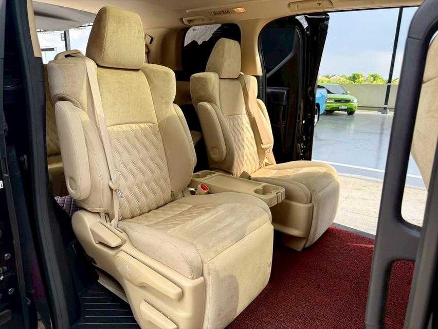 TOYOTA Alphard 2.5 HV 4wd 2022 16