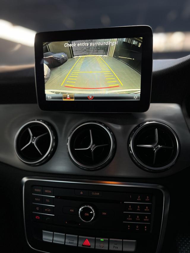 Benz GLA250 AMG 8