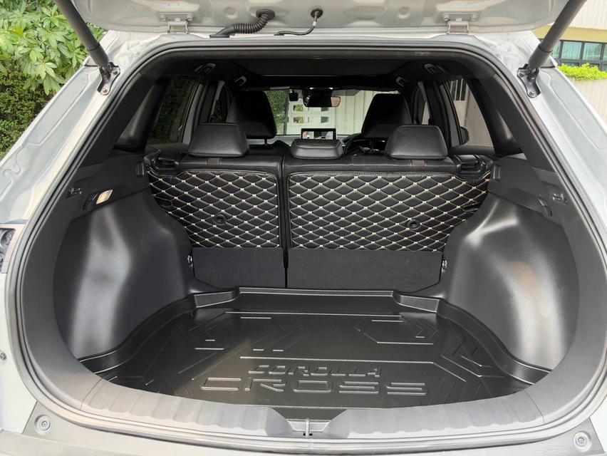 Toyota Corolla Cross 1.8HEV Premium Luxury ปี 2024 จด 2025 รูปที่ 14