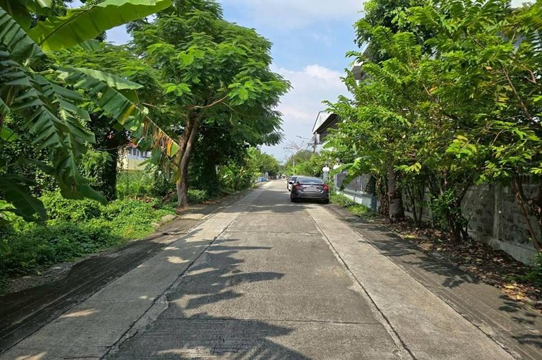 ที่ดินเปล่า เนื้อที่ 168 ตร.ว. ซอยติวานนท์ 37 แยก 5 ใกล้ BTS สนามบินน้ำ(สายสีชมพู) ถนนงามวงศ์วาน ตำบลท่าทราย อำเภอเมืองนนทบุรี นนทบุรี 2