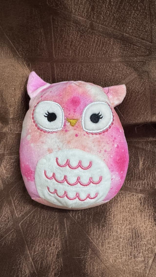 squishmallows (PINK OLALLA)