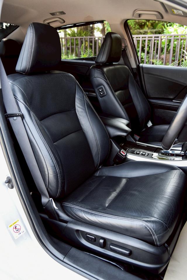 รหัสรถ CBL6015 📌 🚗 HONDA ACCORD 2.0 EL 8