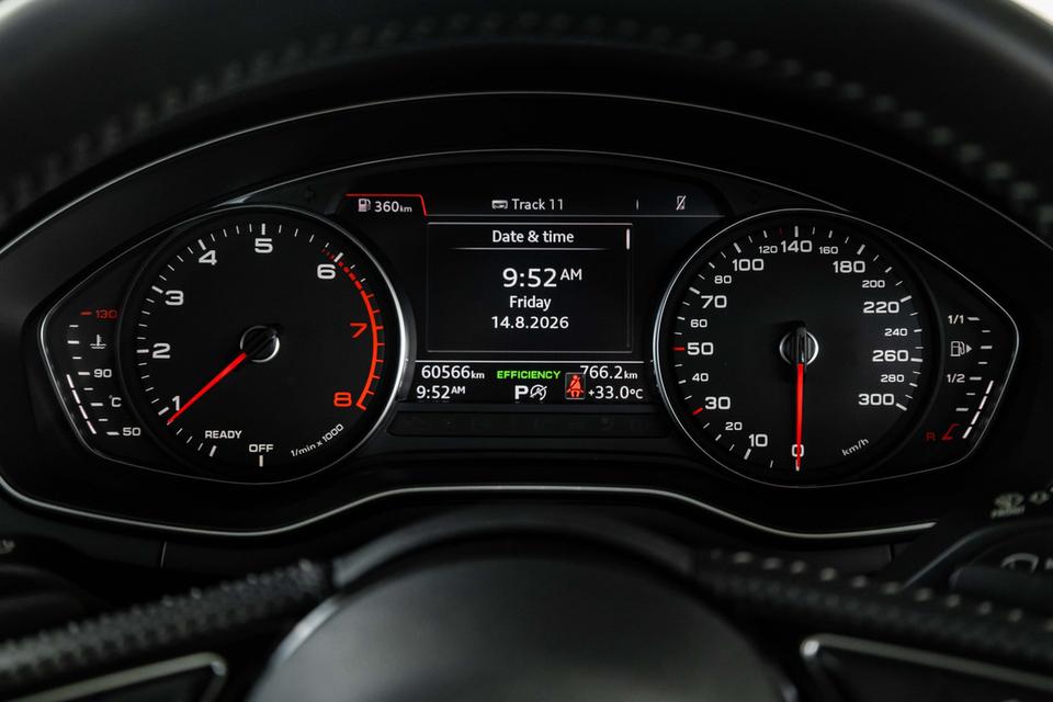 Audi A4 Avant 45 TFSI Quattro S-Line Black Edition 2020 รถเจ้าของเดียว รูปที่ 16
