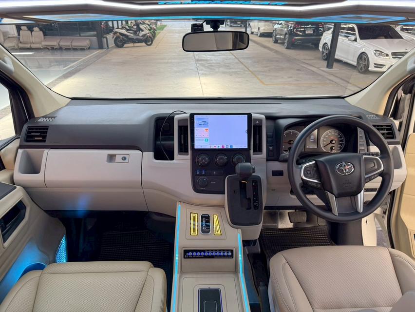 TOYOTA COMMUTER 2.8 Premium ป้ายแดง รูปที่ 6