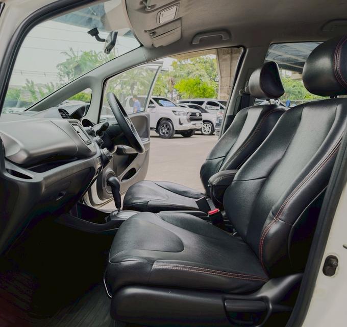 Honda Jazz GE 1.5 SV i-VTEC Auto 2008 6