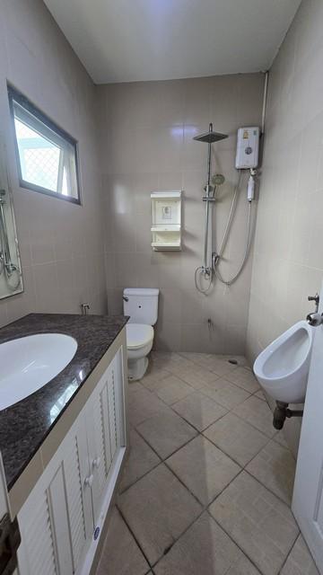 P559 ให้เช่าอาคาร 5 ชั้น ซอยประชาราษฎร์บำเพ็ญ15 ใกล้MRTห้วยขวาง1กิโลเมตร เทวลัยพระพิฆเนศ 15