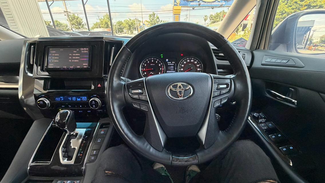 2019 TOYOTA VELLFIRE 2.5 ZG Edition สีขาว Milage 106,XXX KM ชุดแต่ง Modellista รอบคัน กระจกมองหลังเป็นกล้อง รูปที่ 4