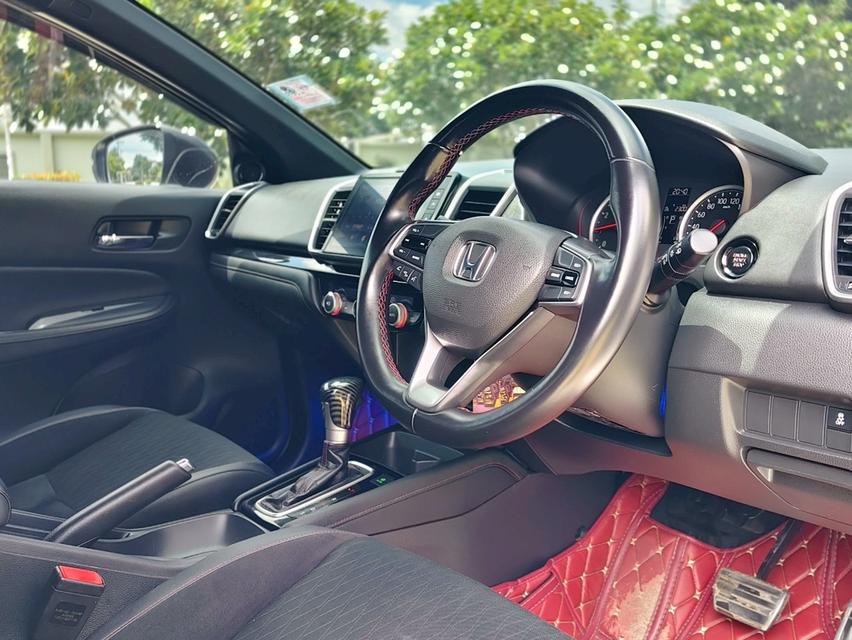 Honda City 9