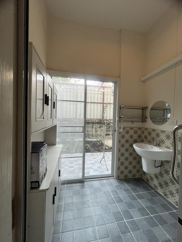 คอนโดมิเนียม รินน้ำเเมนชั่น 6