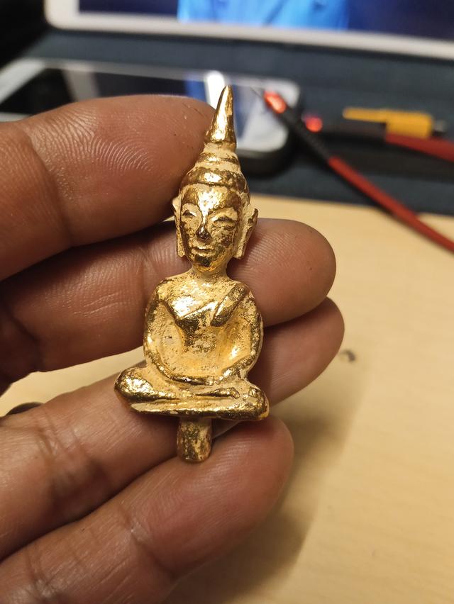 พระยอดธงเนื้อทองคำรุ่นเก่าของสมัยโบราณ รูปย่อยที่ 3