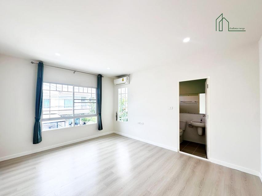 ขายทาวน์โฮม 2 ชั้น หมู่บ้าน วิลลาจจิโอ บางนา บางบ่อ ใกล้ ม.เอแบค  13