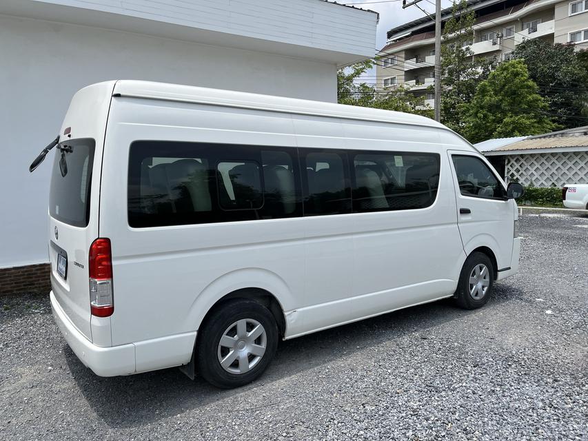 Toyota Commuter 2.7 CNG ปี 12 ออโต้ 6