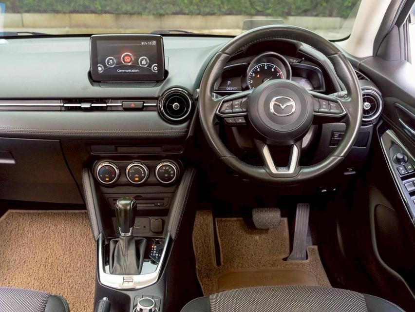 Mazda 2 1.3 High connect ปี 2018 10