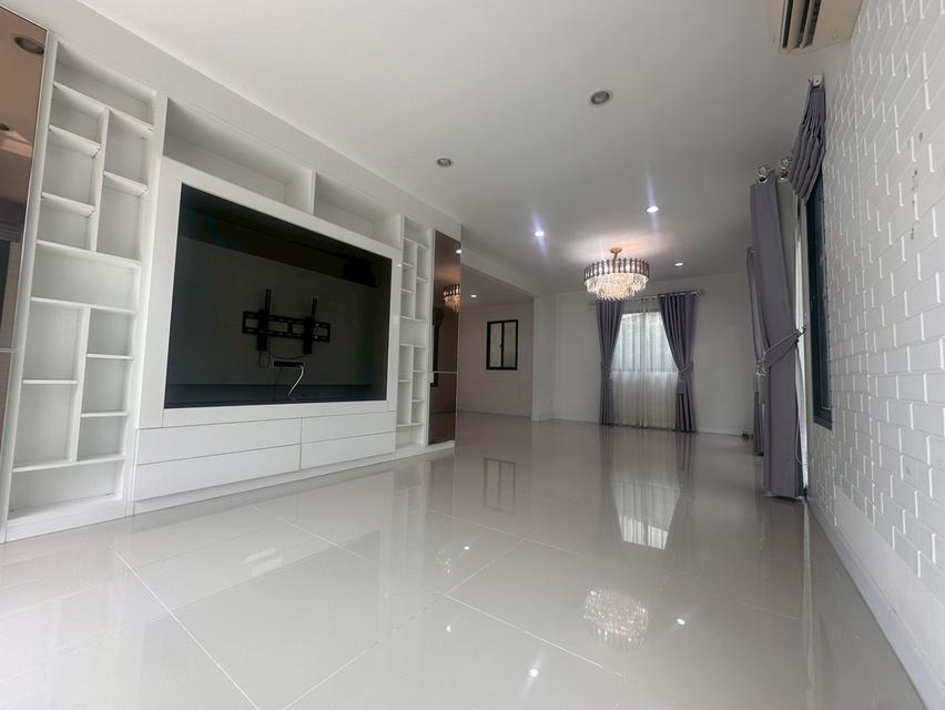 ดีไลท์ รัตนาธิเบศร์-ท่าอิฐ ถนนรัตนาธิเบศร์ ต.ท่าอิฐ อ.ปากเกร็ด จ.นนทบุรี 6