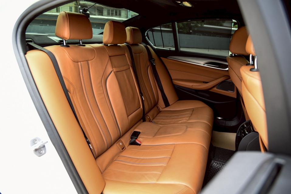รหัสรถ CBL6999 BMW 530e M Sport G30 AT 2019 9