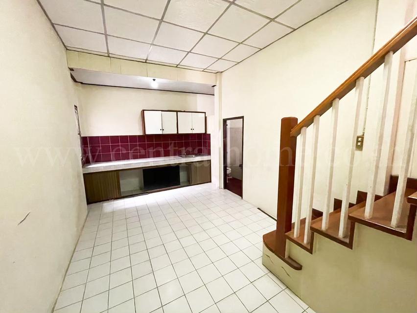 บ้านเดี่ยวพร้อมที่ดิน 80 ตร.วา ซอยวัดกู้ - ปากเกร็ด นนทบุรี 10