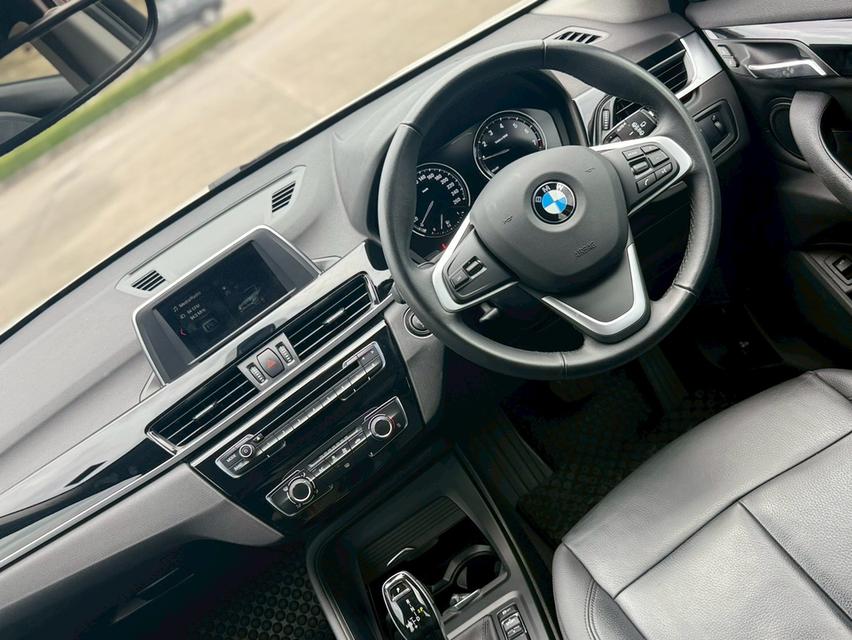 BMW X1 sDrive18i (F48) 2020 12